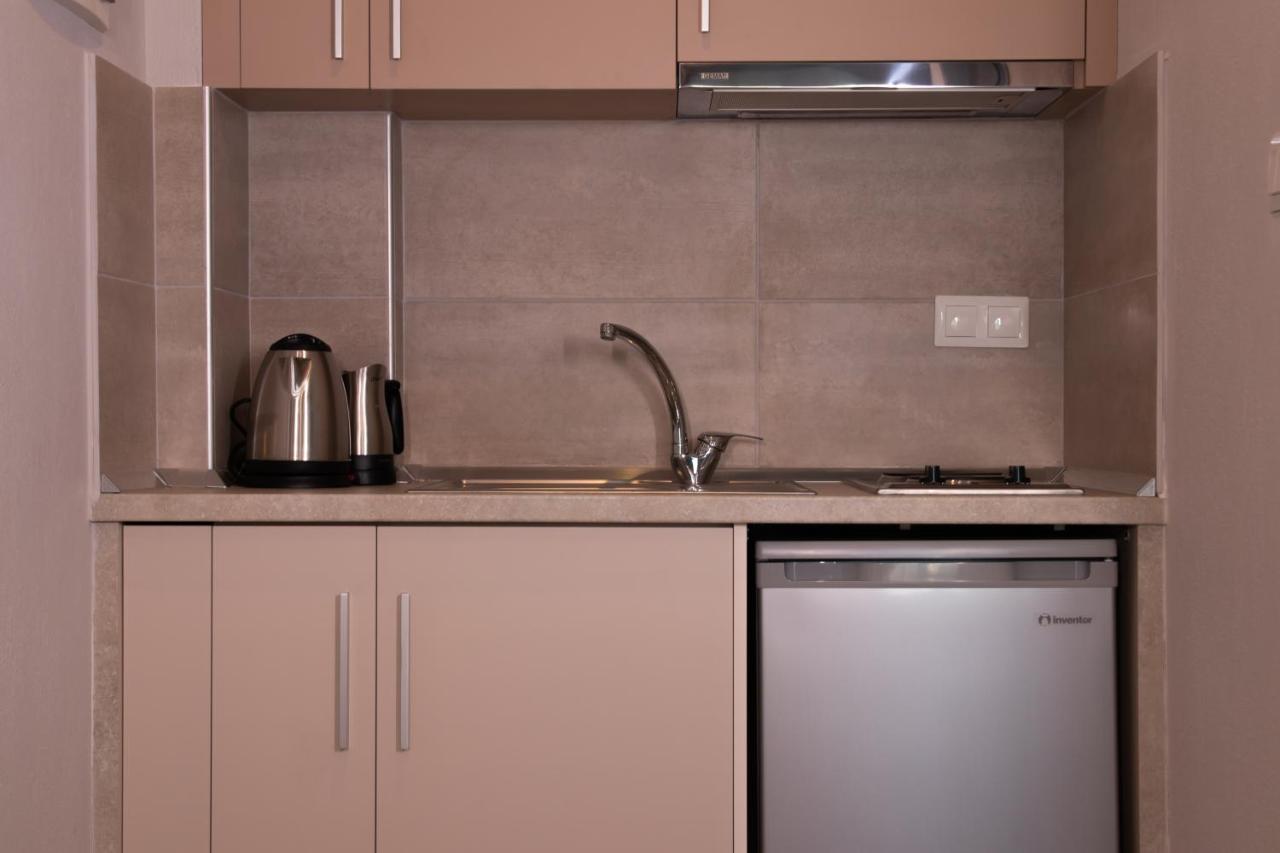 Callista Luxury Apartments photo 9