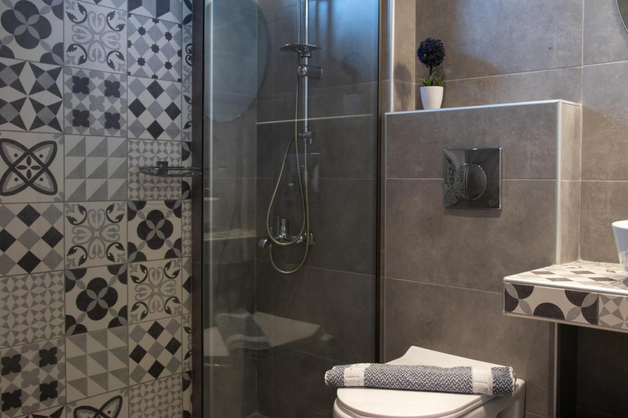 Callista Luxury Apartments photo 11