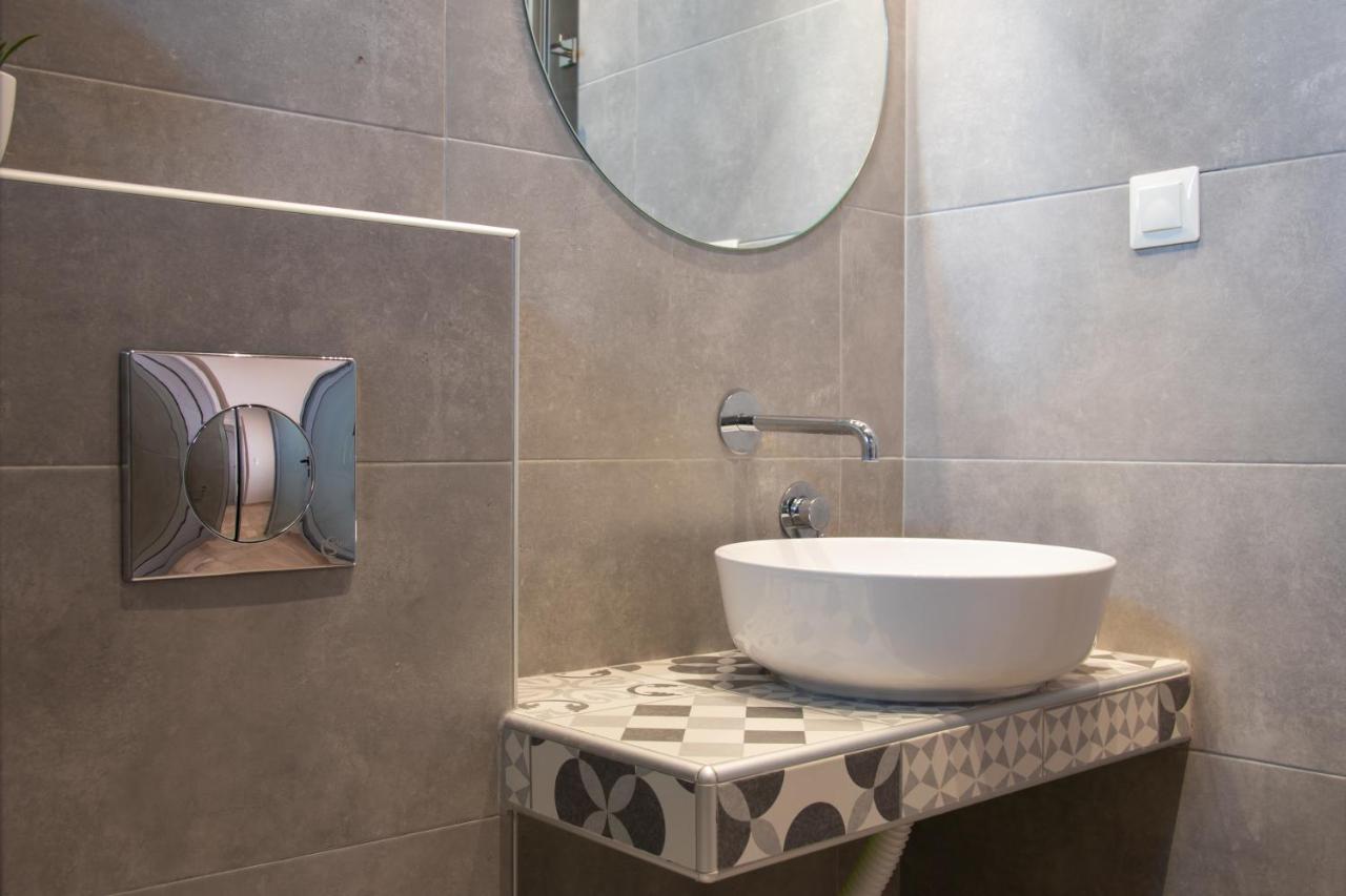 Callista Luxury Apartments photo 19